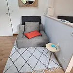 Charmant Logement Avec Parking *