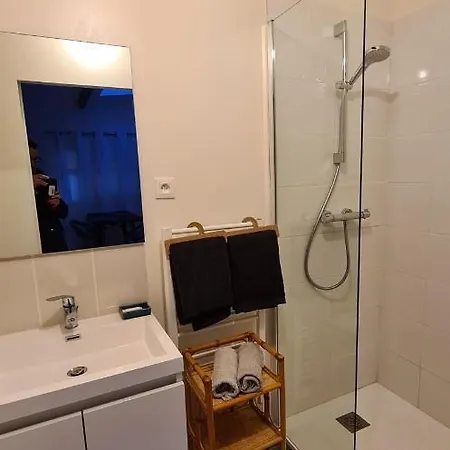 Charmant Logement Avec Parking * Orvault